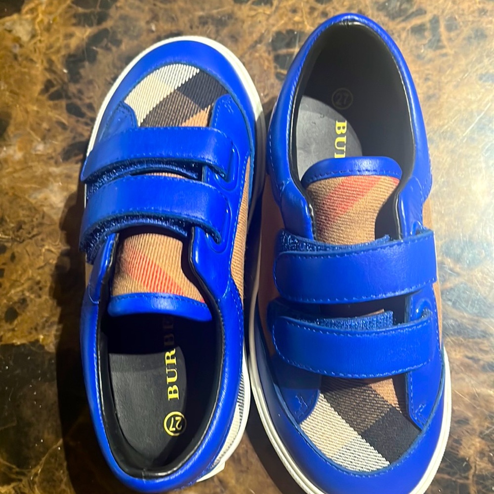 Kids Burberry Shoes (unisex)